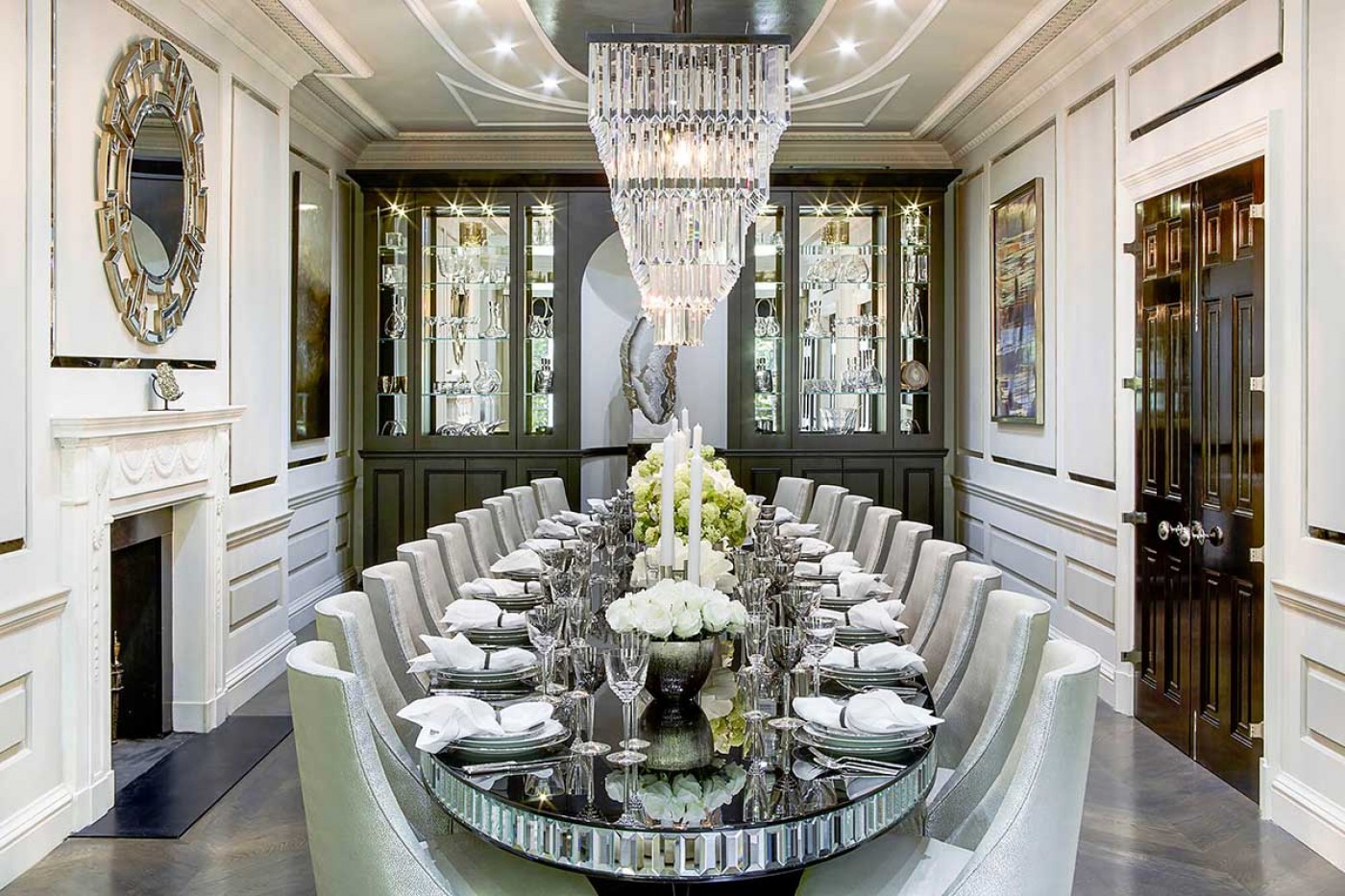 7 Meter long high gloss and bevelled mirror dining table | Queen Anne's Gate, St James's Park